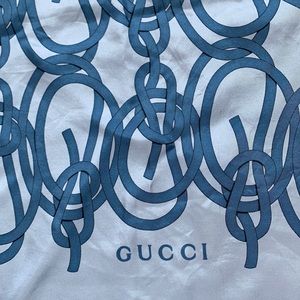 Gucci scarf